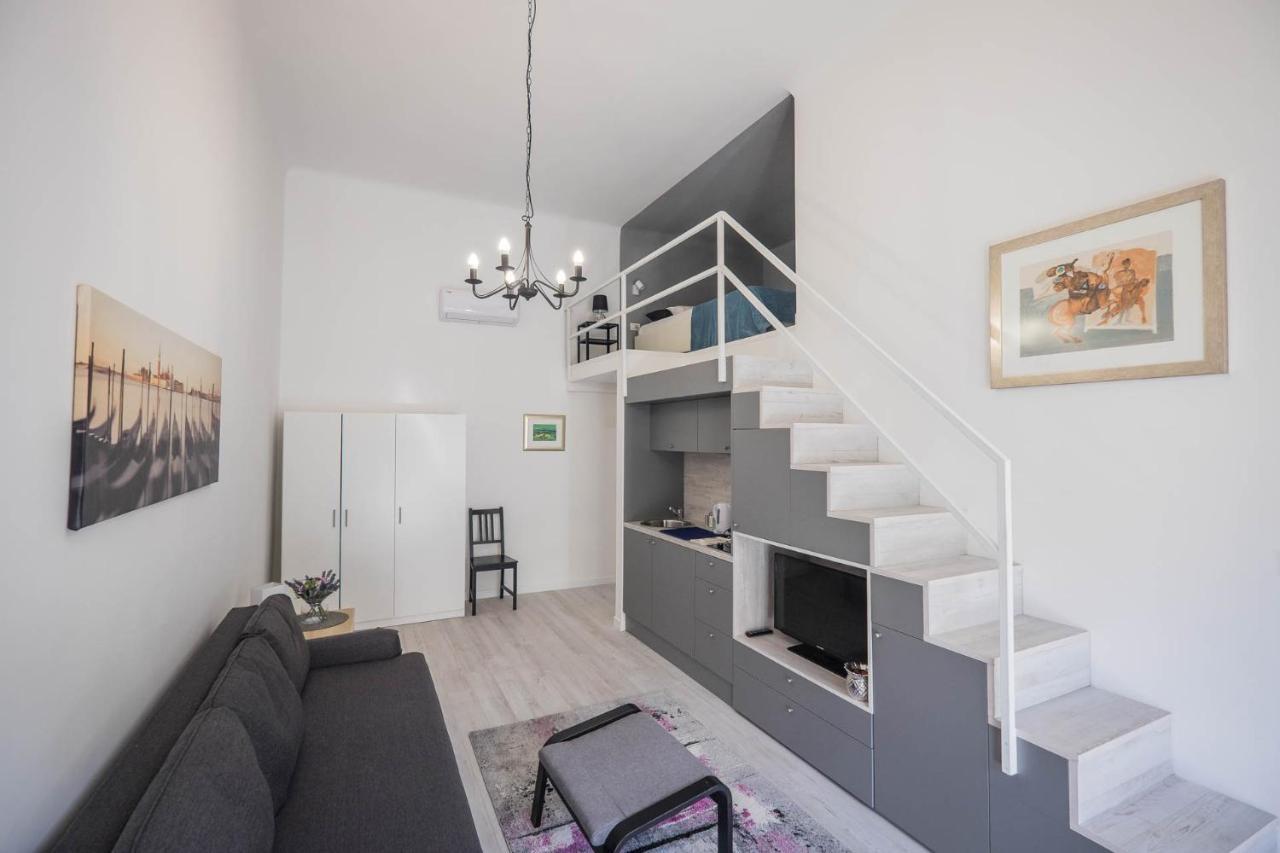 Apartment Gallery Duplex *