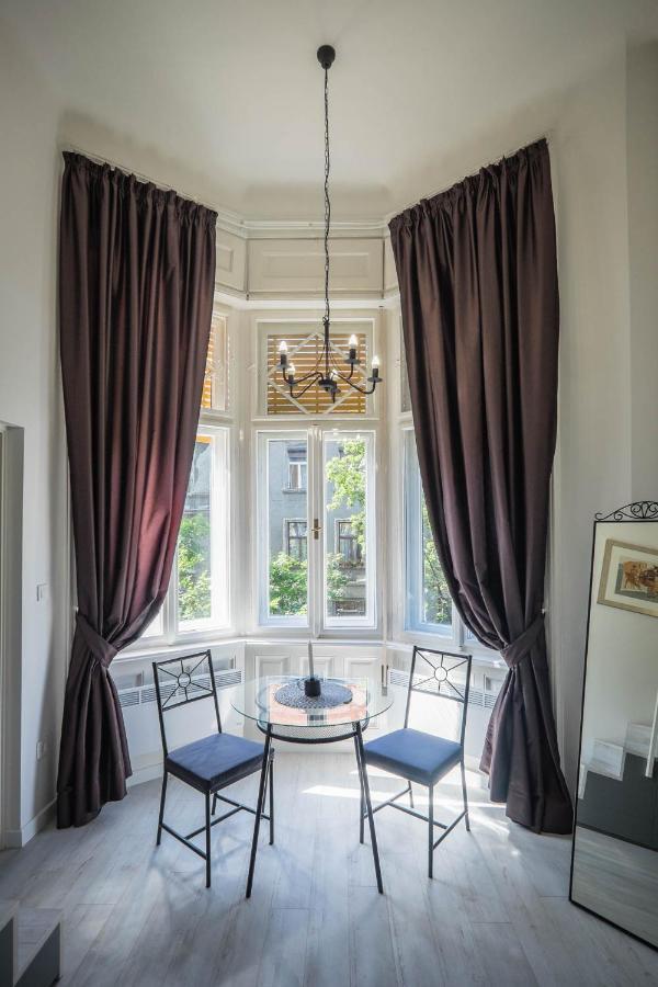 Gallery Duplex Apartment Zagreb