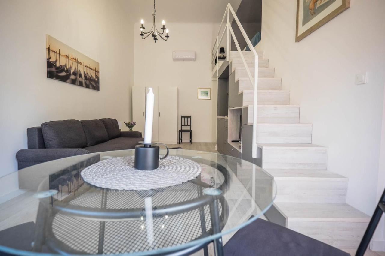 Gallery Duplex *