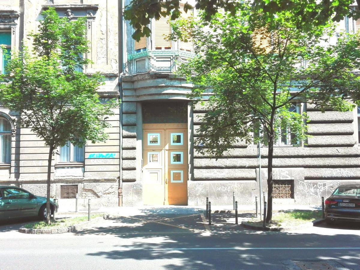 Gallery Duplex Apartment